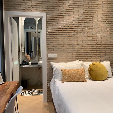 La Reina Beach Rooms Валенсия Экстерьер фото