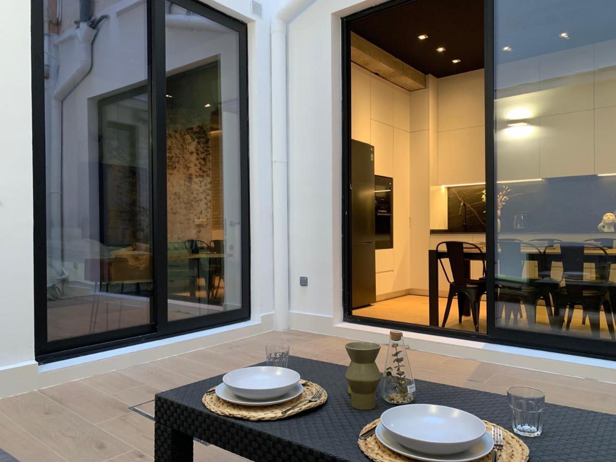 La Reina Beach Rooms Валенсия Экстерьер фото
