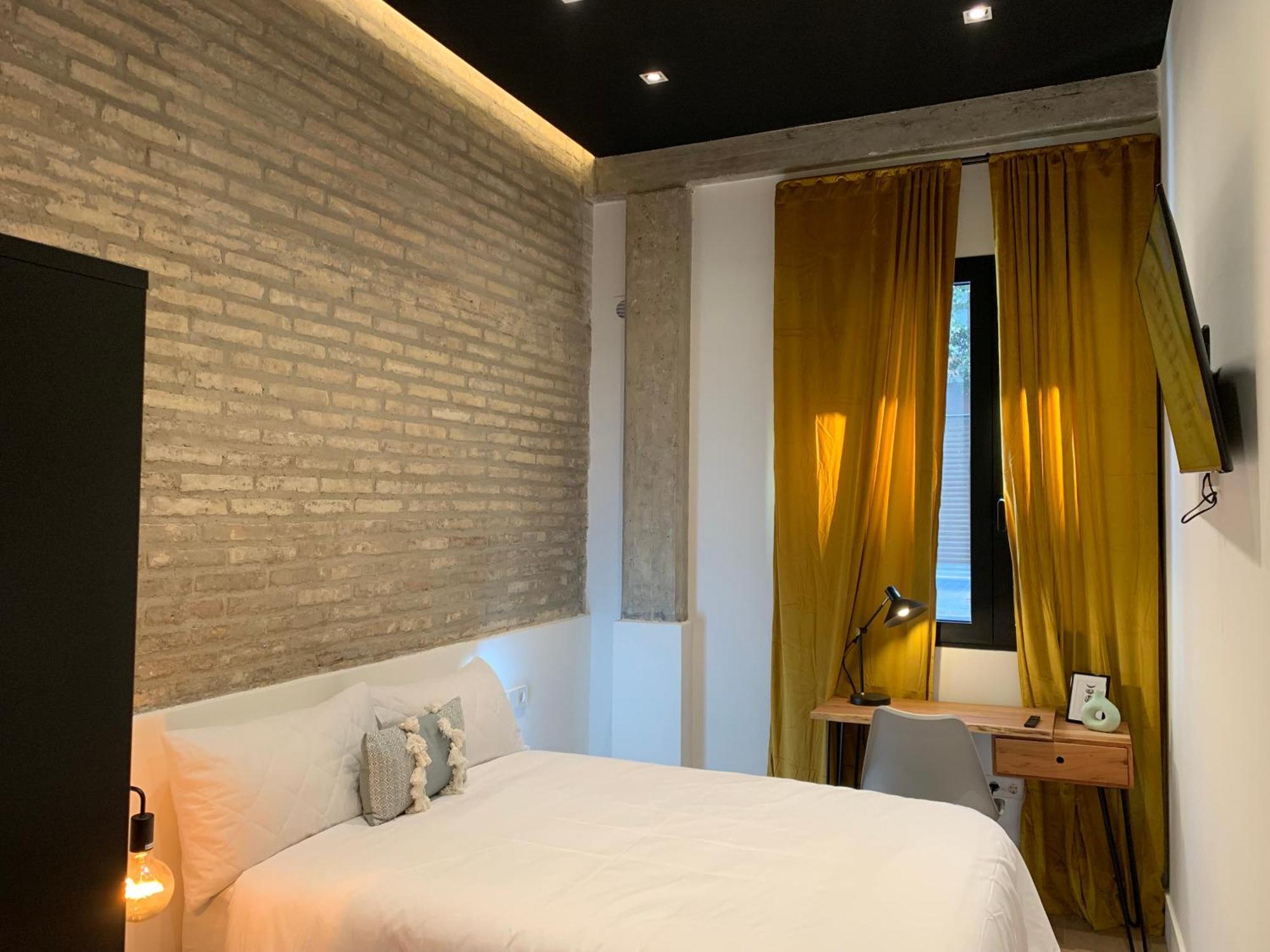 La Reina Beach Rooms Валенсия Экстерьер фото